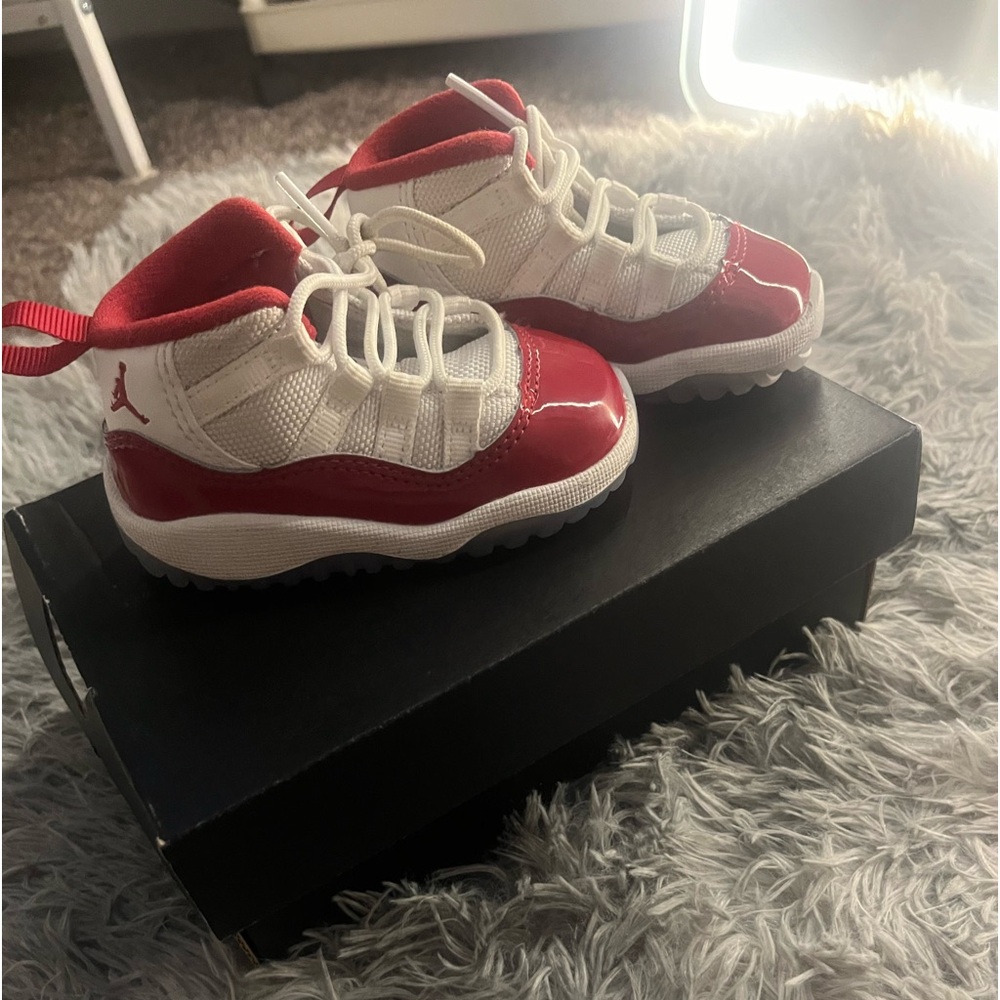 Cherry 11s 4c